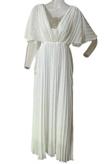 Lila - Timeless pleated dress for effortless summer style